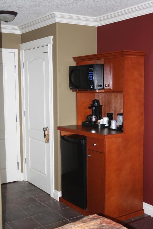 Lakeview Inns & Suites - Edson Airport West Værelse billede