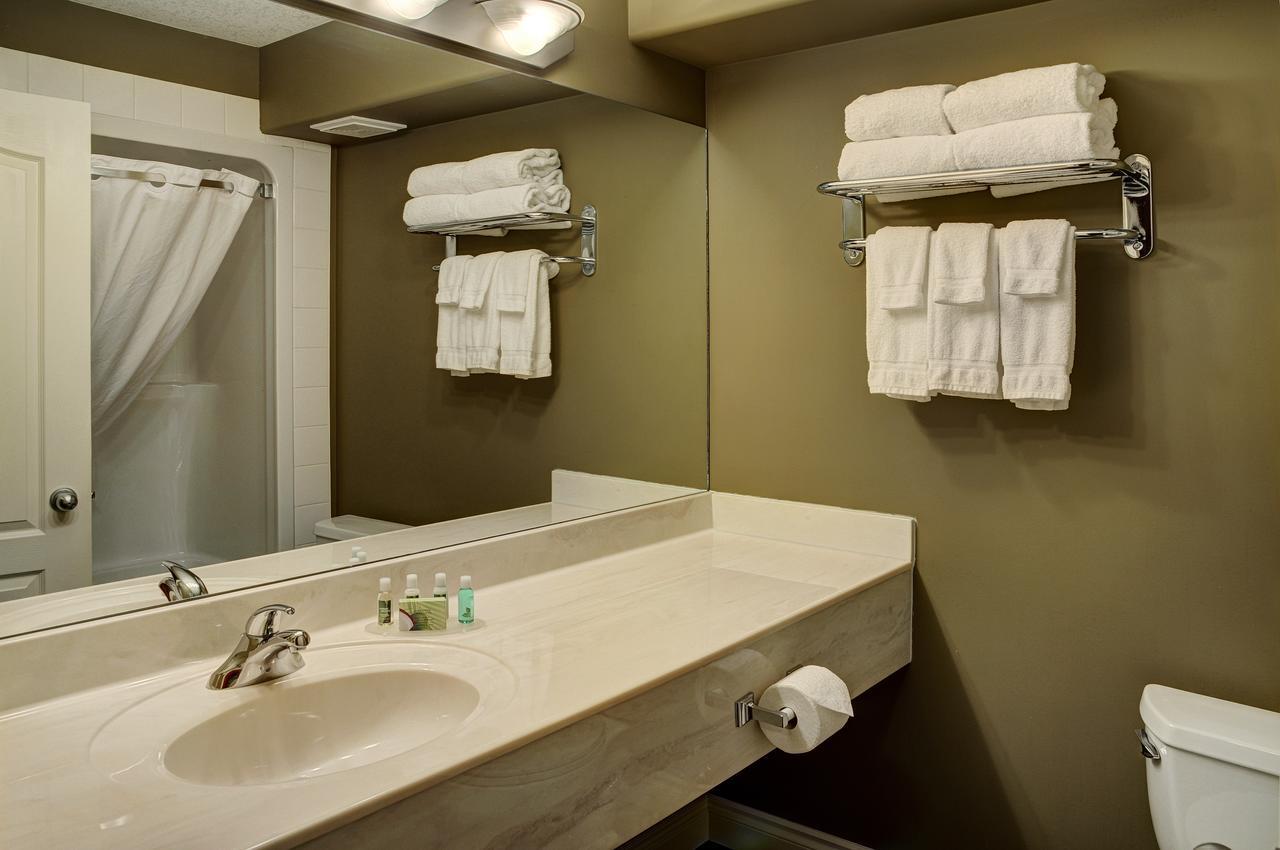 Lakeview Inns & Suites - Edson Airport West Eksteriør billede